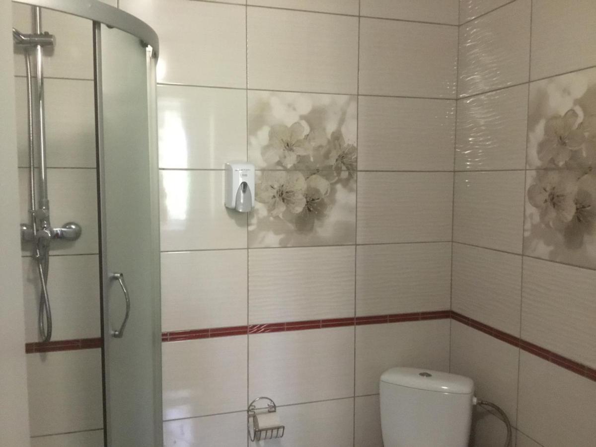 Inn Alibi Khorodelets Bagian luar foto