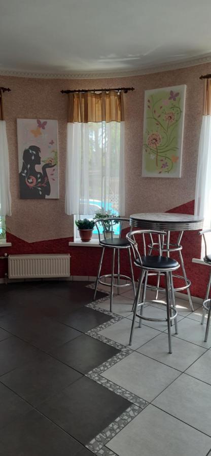 Inn Alibi Khorodelets Bagian luar foto